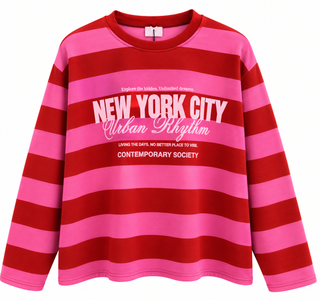 Sweater gestreift in Rot-Pink, vorne mit Print in Rosa und mit einem Rundhalsausschnitt für Damen - Levelone GmbH & Co. KG