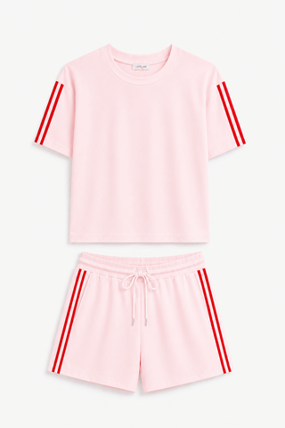 Zweiteiler in Rosa-Rot bestehend aus T-Shirt und Shorts für Damen in Einheitsgröße 36-42 - Levelone GmbH & Co. KG