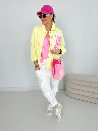 Jeansjacke in Gelb mit Print