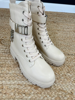 Boots 2411142-47