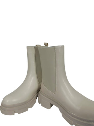 Boots 2501021 - 22 - Levelone GmbH & Co. KG