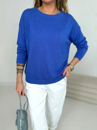 Eleganter Feinstrickpullover in Royalblau, hochwertigem Strick